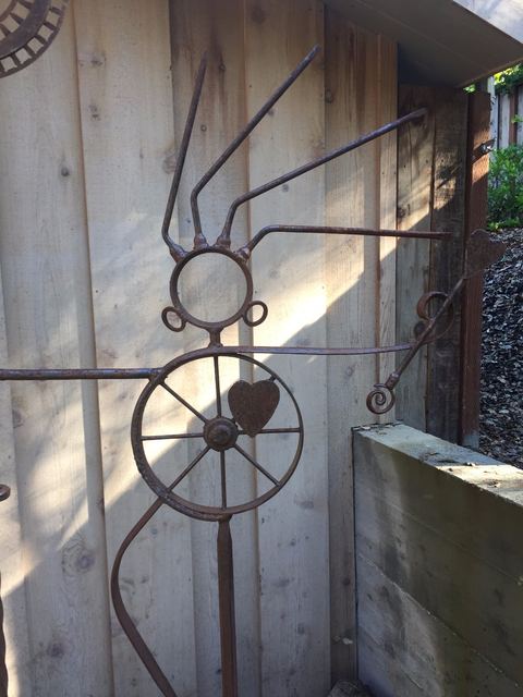 Anderson: sculpture by Hardy Jones